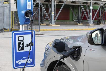 Ford Kuga Plug-in hybrid FWD 225Ps